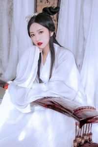 被皇帝刺死后，哀家重生为王番外